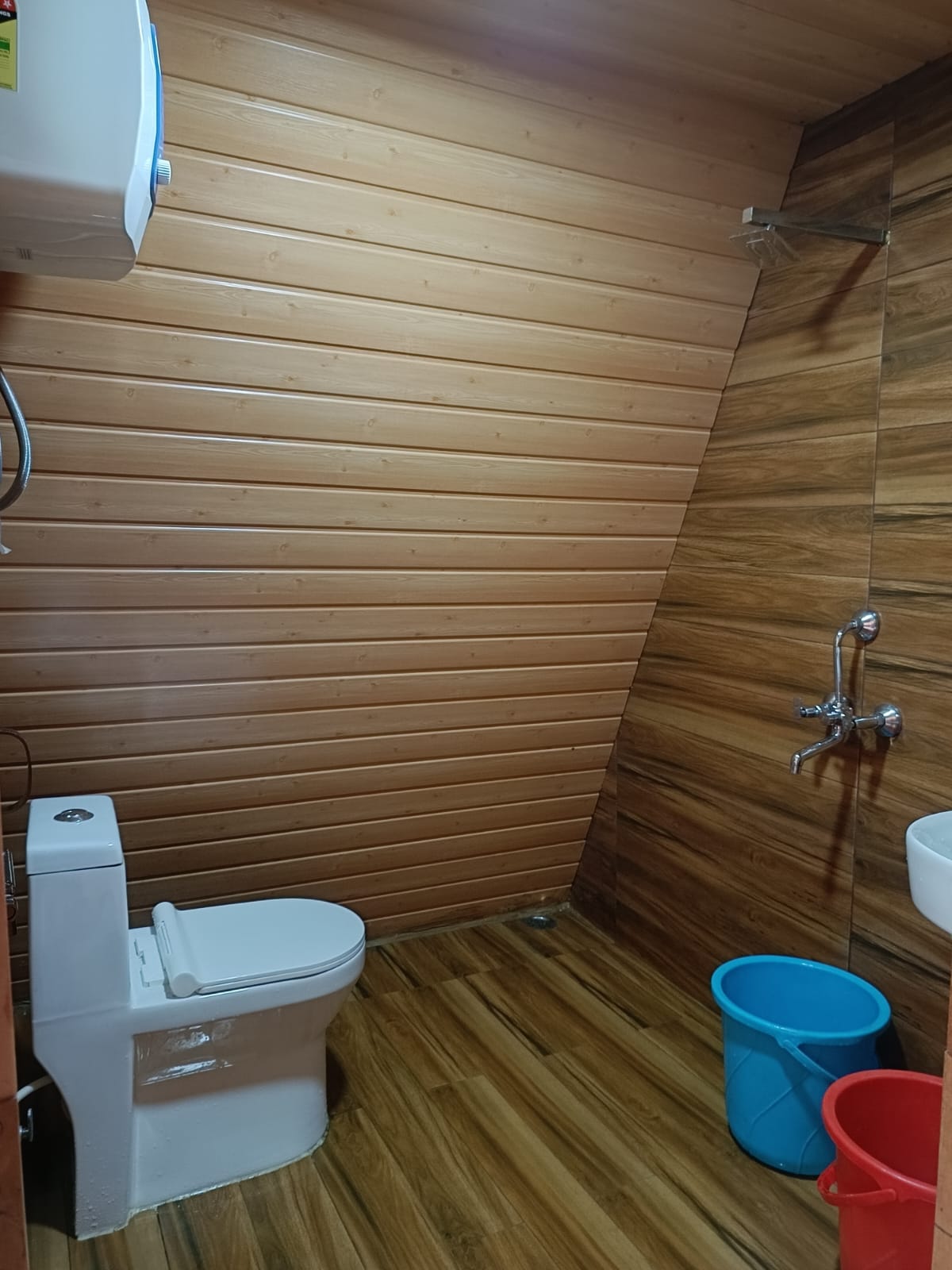 WhatsApp Image 2023-10-29 at 18.05.35_0a1438b9